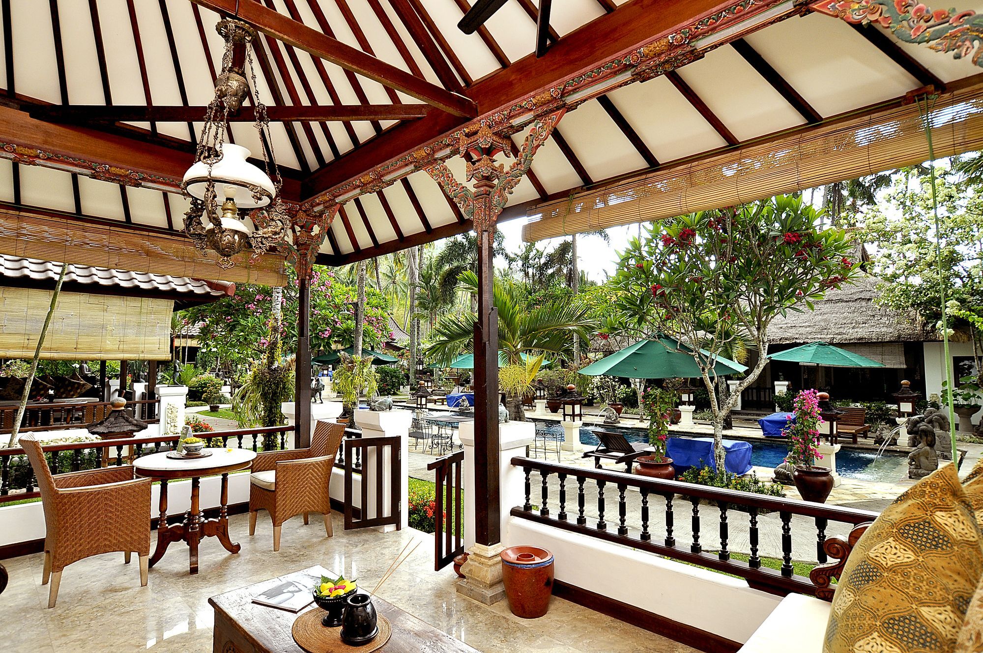 Puri Mas Spa Resort Мангсит Экстерьер фото